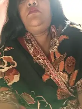 Snapshot of Moonae chatting on February 23, 2026, 1:33 pm Moonae online show from February 23, 2026, 1:33 pm