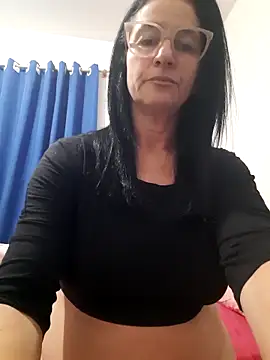 Camilegaucha online show from June 21, 2026, 11:32 pm