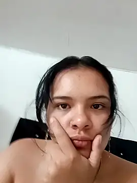 Snapshot of Emily_Rouse23 chatting on March 2, 2026, 6:15 pm Emily Rouse23 online show from March 2, 2026, 6:15 pm