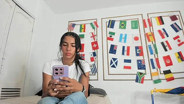 Snapshot of emily_gaviria1 chatting on June 20, 2026, 7:19 pm emily gaviria1 online show from June 20, 2026, 7:19 pm