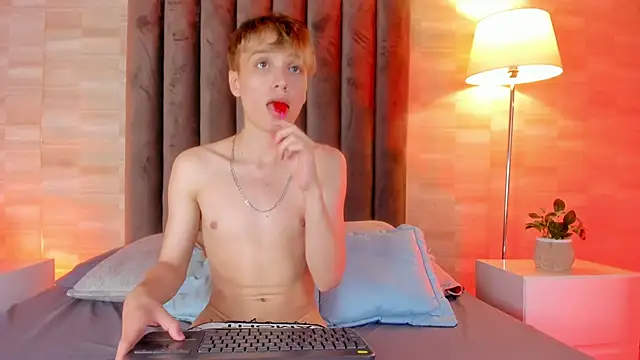 Isaac Grey online show from March 12, 2026, 7:40 pm