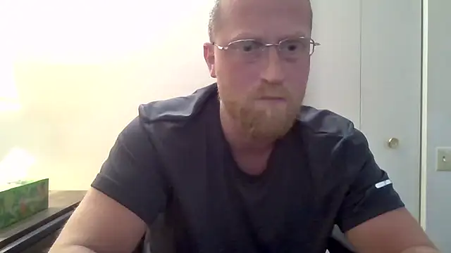 tytheexhibionist online show from May 17, 2026, 12:10 am