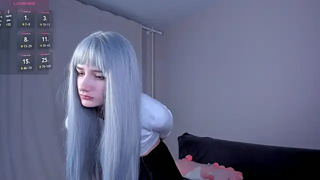 kira montelle online show from March 28, 2026, 7:59 pm