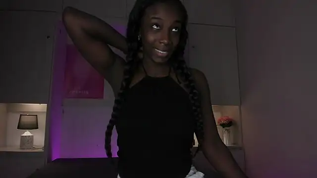 Snapshot of Oshun_444 chatting on April 29, 2026, 12:09 pm Oshun 444 online show from April 29, 2026, 12:09 pm