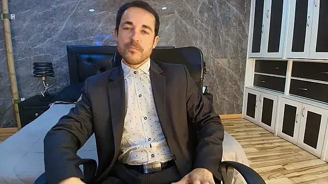 Snapshot of Adams_Sanz chatting on July 9, 2026, 7:35 pm Adams Sanz online show from July 9, 2026, 7:35 pm