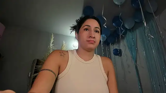 Alanah connory online show from July 21, 2026, 1:23 pm