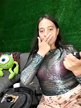 MaskedLatinaX online show from April 22, 2026, 4:03 pm