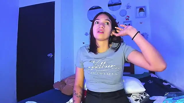 sapphire brown20 online show from March 21, 2026, 12:23 am