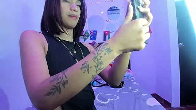 Snapshot of sapphire_brown20 chatting on July 12, 2026, 9:15 pm sapphire brown20 online show from July 12, 2026, 9:15 pm