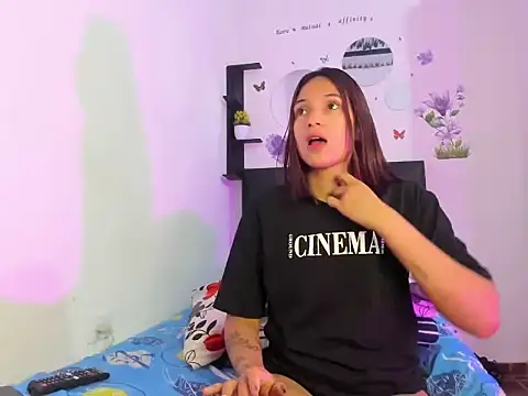 sapphire brown20 online show from March 7, 2026, 12:28 am