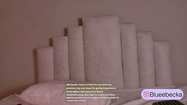 Snapshot of BeckaBlue chatting on May 24, 2026, 10:15 am BeckaBlue online show from May 24, 2026, 10:15 am
