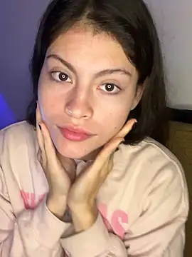 zavageangel online show from March 10, 2026, 9:35 am