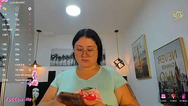 sienna cavalli online show from April 18, 2026, 1:13 pm