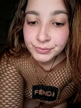 Snapshot of Estelle_Noir chatting on May 26, 2026, 5:00 pm Estelle Noir online show from May 26, 2026, 5:00 pm