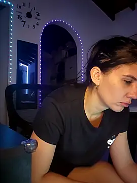 Snapshot of sashaaqueen chatting on March 2, 2026, 12:55 am sashaaqueen online show from March 2, 2026, 12:55 am