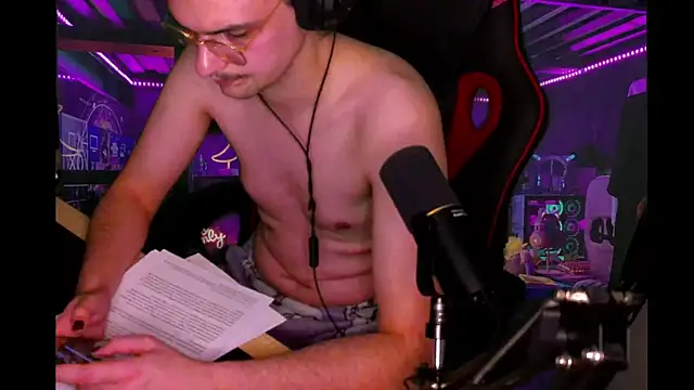 Snapshot of gamergoodboy chatting on March 2, 2026, 10:38 pm gamergoodboy online show from March 2, 2026, 10:38 pm