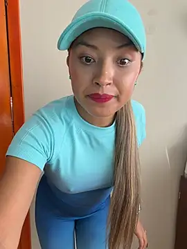 Snapshot of RubiaMorena chatting on February 24, 2026, 7:37 pm RubiaMorena online show from February 24, 2026, 7:37 pm