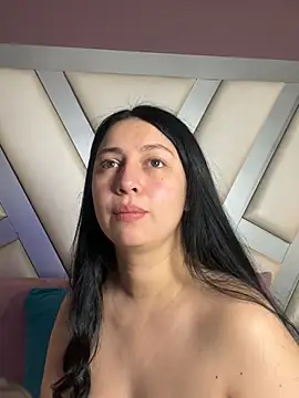Snapshot of Ashleeyprincess01 chatting on May 21, 2026, 1:19 pm Ashleeyprincess01 online show from May 21, 2026, 1:19 pm