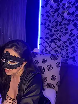 MoonGoddess424 online show from May 20, 2026, 4:31 am