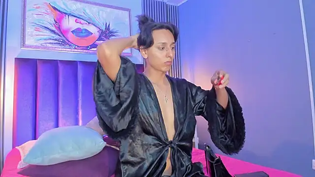 Elisasue online show from March 13, 2026, 1:32 am