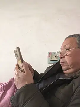 yaocaobi8 online show from March 13, 2026, 7:46 am