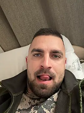 VANYA1997 online show from April 10, 2026, 9:05 am