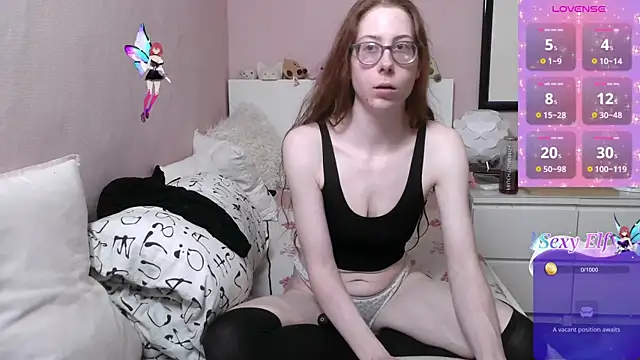 LanaSweetVerse online show from May 19, 2026, 5:42 pm