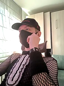 puppy4uu online show from March 18, 2026, 11:57 am