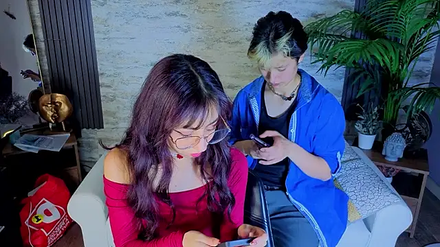 Snapshot of RedHood_1 chatting on March 3, 2026, 2:24 pm RedHood 1 online show from March 3, 2026, 2:24 pm