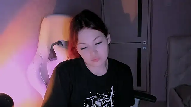 CrazyNextDoorGirl online show from July 11, 2026, 8:53 pm