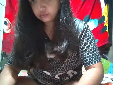 Snapshot of Flowerbebe chatting on February 24, 2026, 7:26 pm Flowerbebe online show from February 24, 2026, 7:26 pm