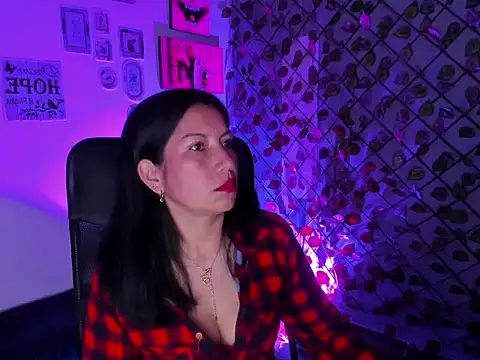 Megan Collinss1 online show from February 25, 2026, 12:16 pm