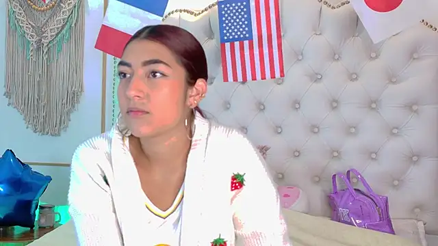 Sara funy online show from June 17, 2026, 11:31 am