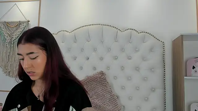 Sara funy online show from March 24, 2026, 11:10 am