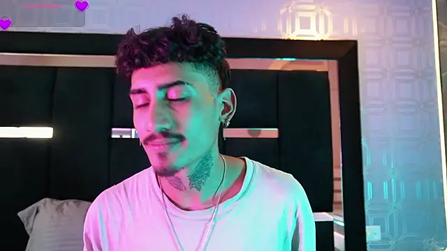 Dark Eros  online show from February 27, 2026, 7:57 pm