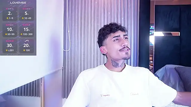 Dark Eros  online show from April 15, 2026, 4:07 am