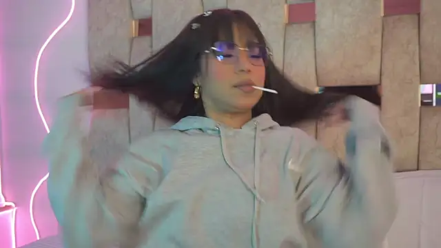 Petitte Mussa online show from March 31, 2026, 3:41 am