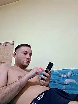 Dulce1999 online show from February 28, 2026, 2:11 am