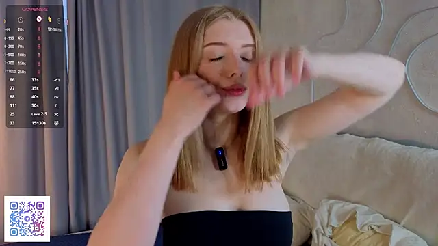 SonjaMonje online show from April 11, 2026, 4:31 am