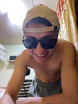 Snapshot of Gonzalogz chatting on April 4, 2026, 1:23 am Gonzalogz online show from April 4, 2026, 1:23 am