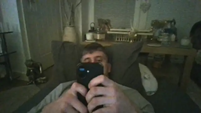 Snapshot of freddie321 chatting on March 2, 2026, 9:33 pm freddie321 online show from March 2, 2026, 9:33 pm