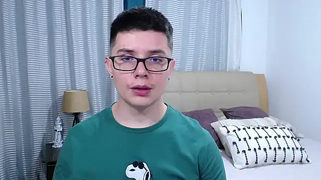 BlackFoXXX69 online show from April 9, 2026, 11:22 pm