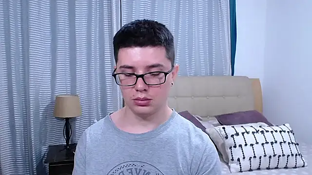 BlackFoXXX69 online show from April 16, 2026, 9:39 pm