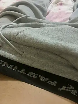 xrepnap013 online show from February 24, 2026, 11:49 pm