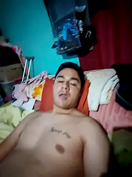 Snapshot of Hugaldo11 chatting on March 3, 2026, 2:57 pm Hugaldo11 online show from March 3, 2026, 2:57 pm