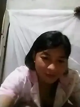 rinrin7700 online show from April 2, 2026, 12:23 pm