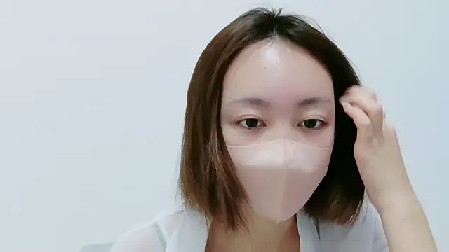 coco  cute online show from March 4, 2026, 5:26 am