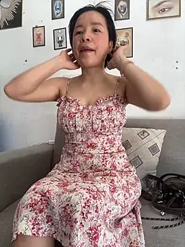 Snapshot of Ivy_Trix2 chatting on June 2, 2026, 3:50 am Ivy Trix2 online show from June 2, 2026, 3:50 am