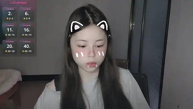 F-Yihao online show from April 3, 2026, 10:22 am