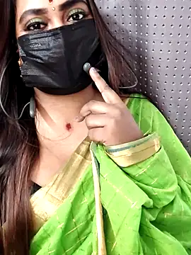 Cutie Nila online show from April 7, 2026, 5:20 am